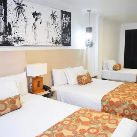 Playa Club Hotel 3*